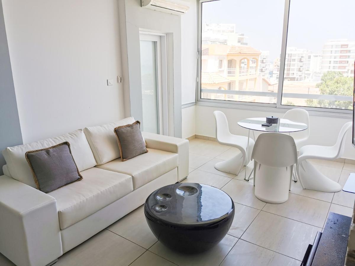 Mackenzie Seaview Paradise Larnaca Luaran gambar