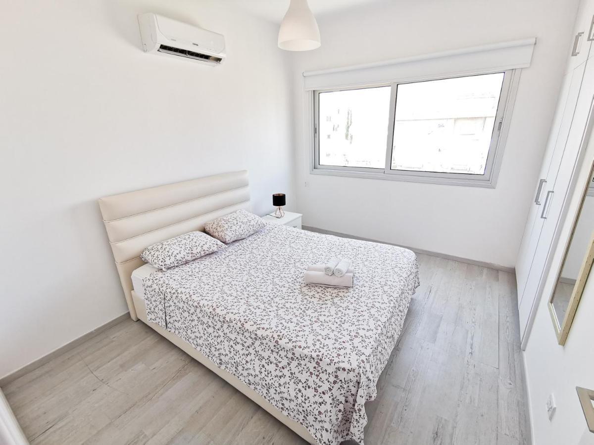 Mackenzie Seaview Paradise Larnaca Luaran gambar