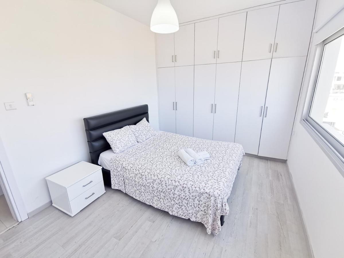 Mackenzie Seaview Paradise Larnaca Luaran gambar